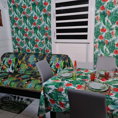 Appartement Soleil des îles à Sainte-Anne  Extérieur photo